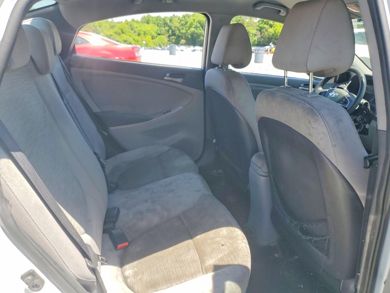 2017 HYUNDAI ACCENT SE photo 28