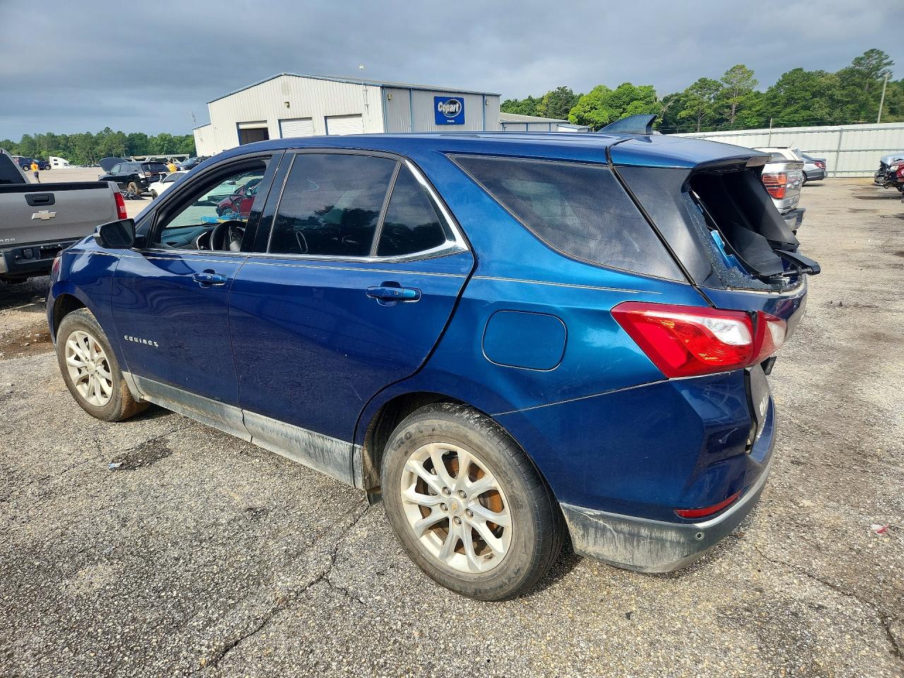 2019 CHEVROLET EQUINOX LT photo 4