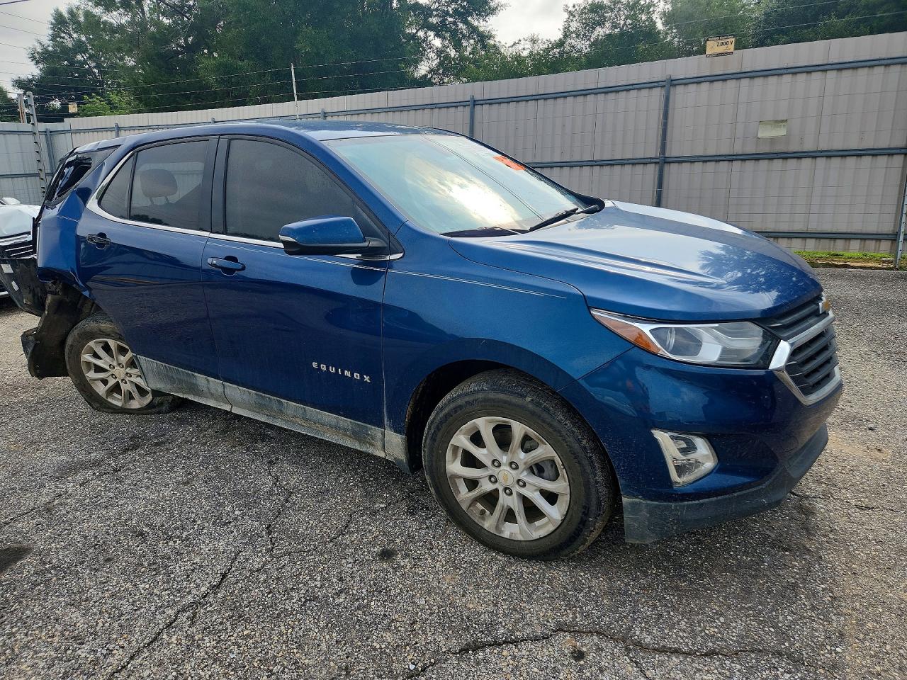 2019 CHEVROLET EQUINOX LT photo 10