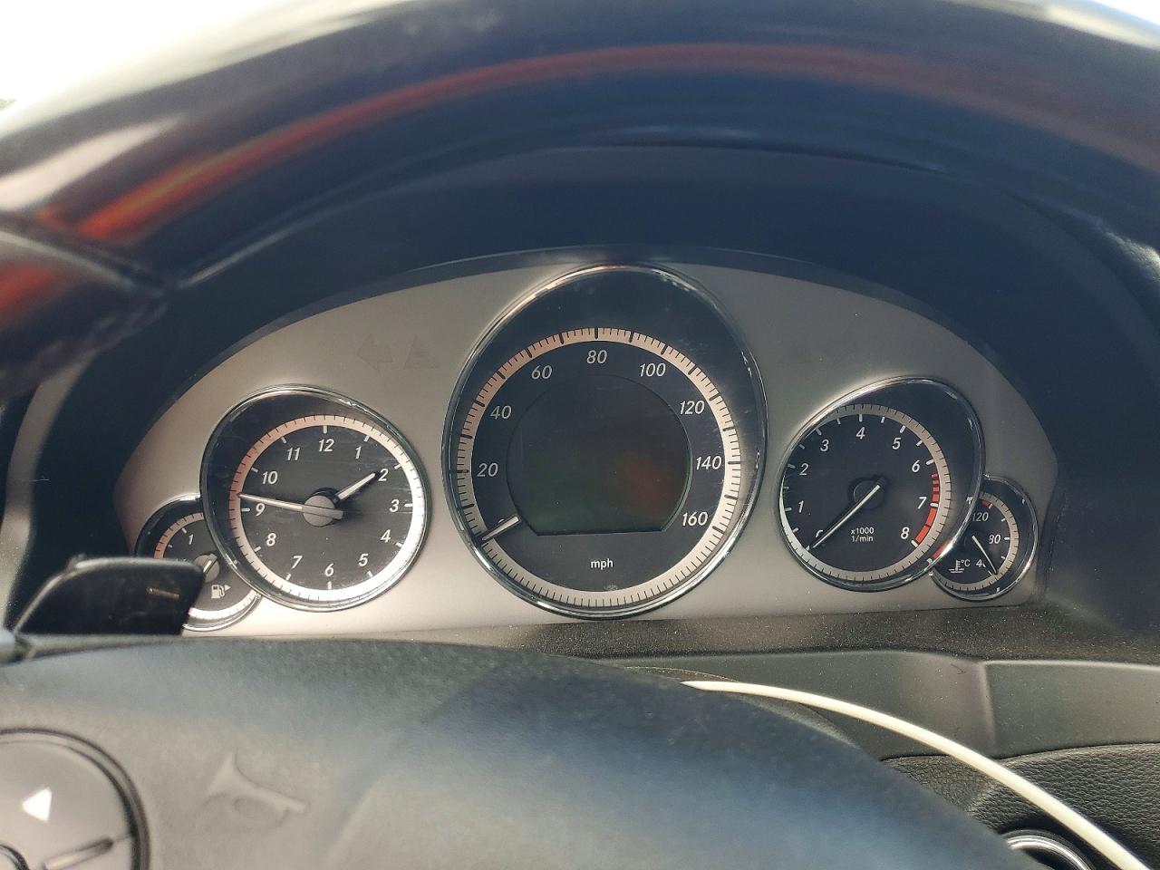 2011 MERCEDES-BENZ E 550 photo 25