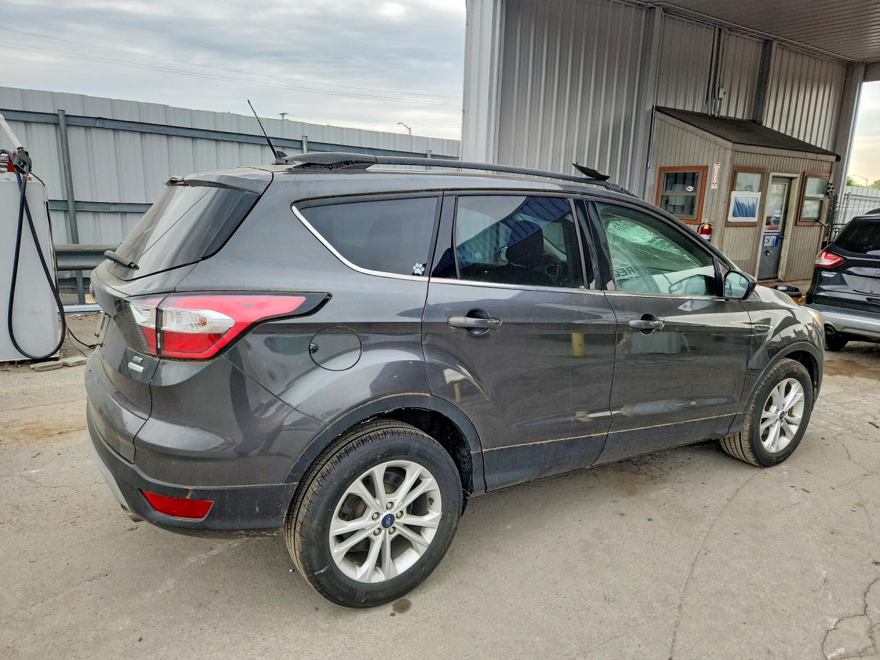 2018 FORD ESCAPE SE photo 3
