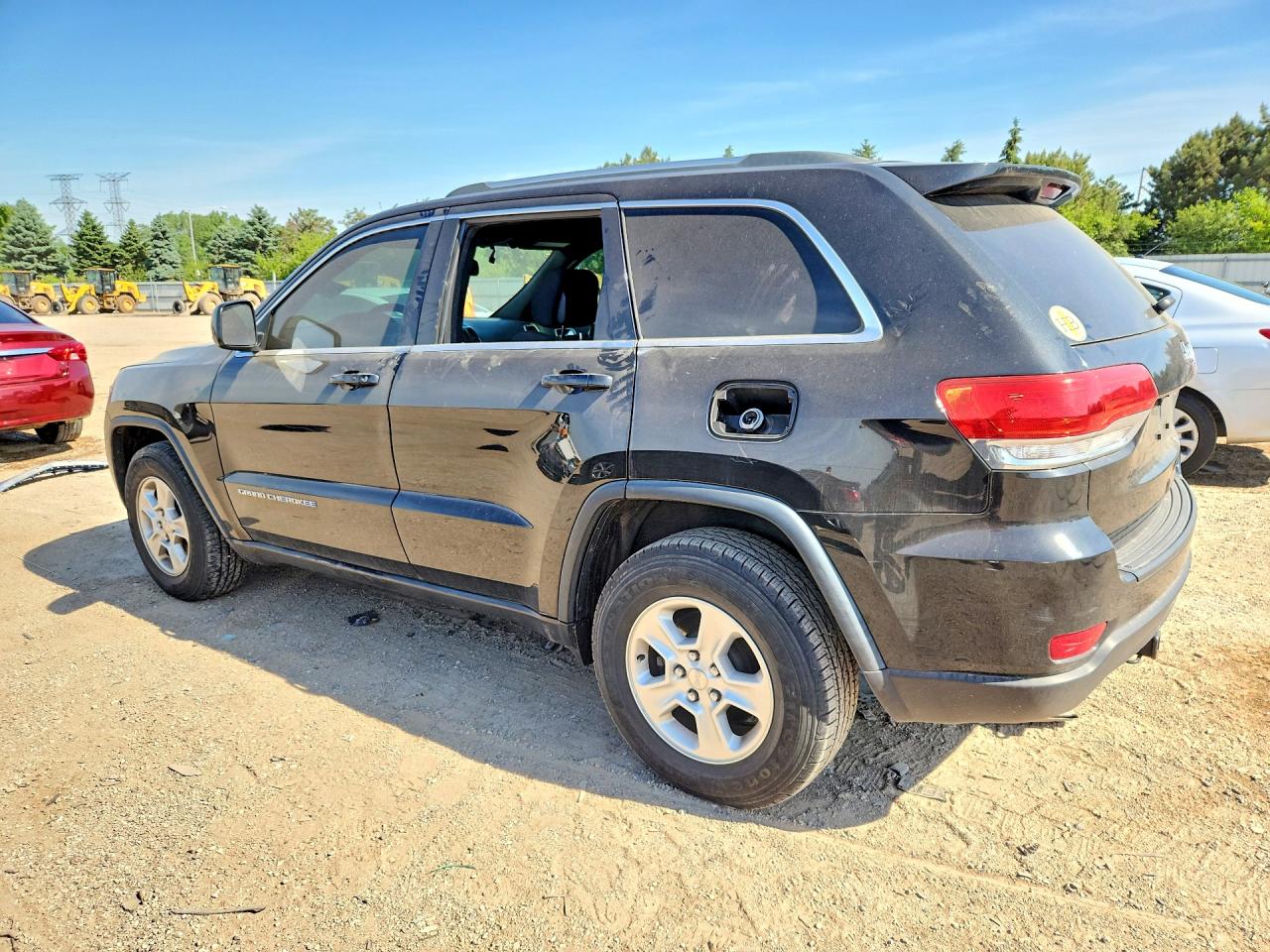 2014 JEEP GRAND CHEROKEE LAREDO photo 3