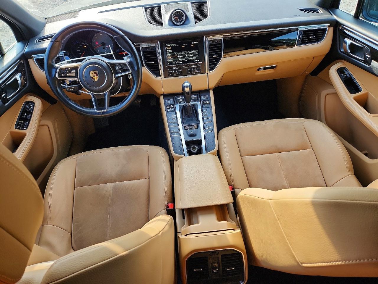 2016 PORSCHE MACAN S photo 15