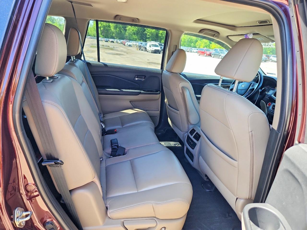 2016 HONDA PILOT EXL photo 31