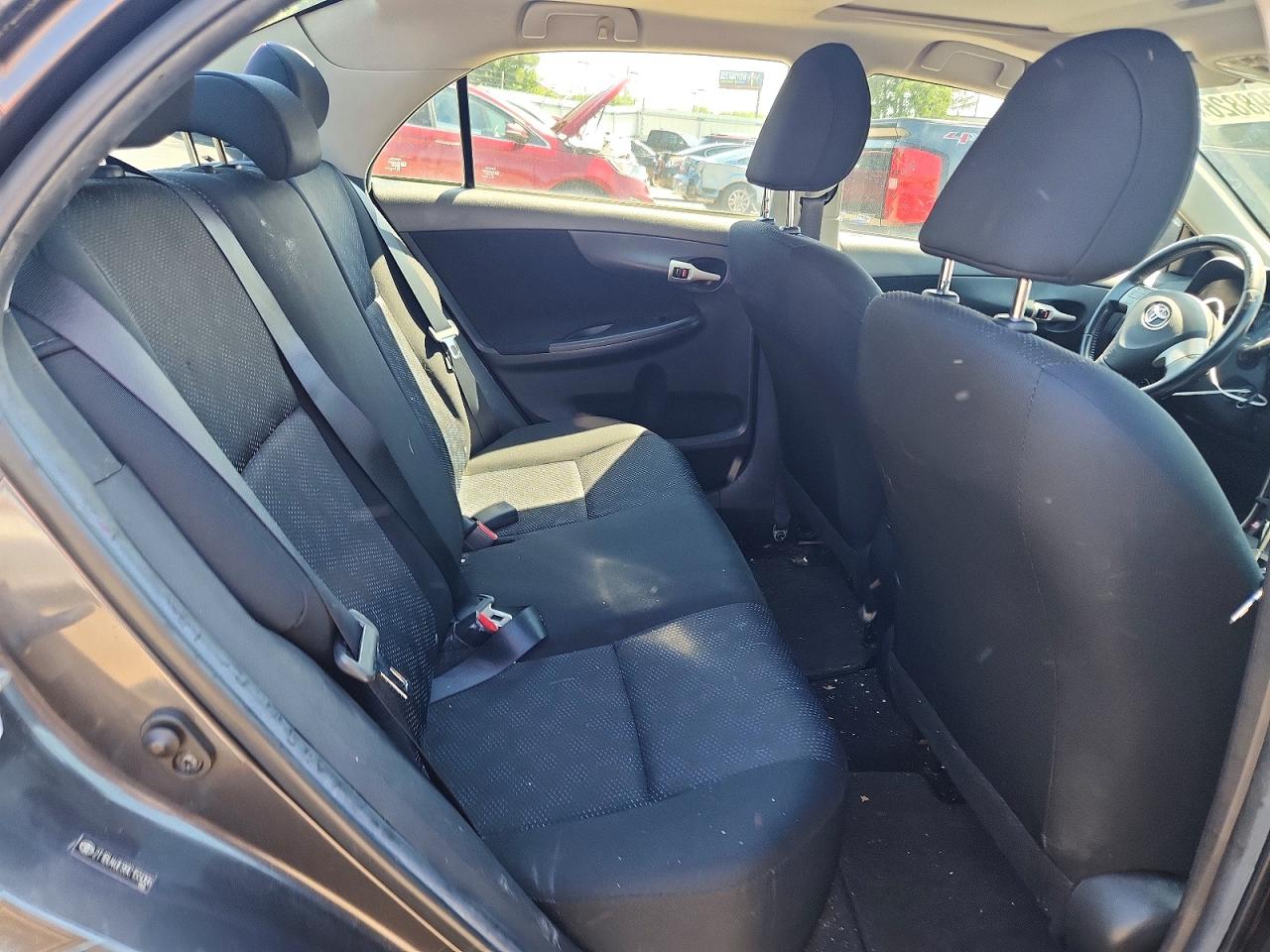 2009 TOYOTA COROLLA S photo 19
