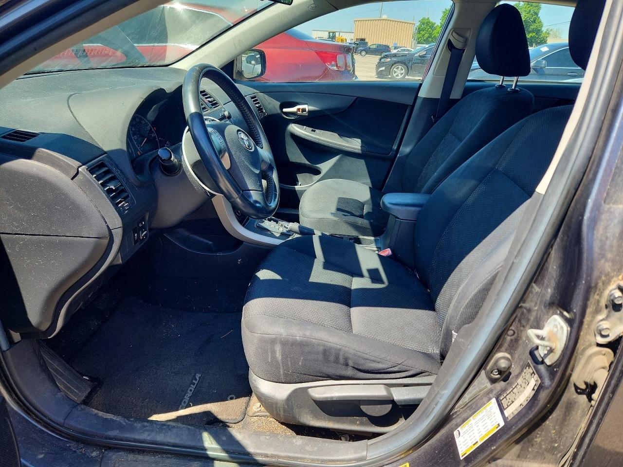 2009 TOYOTA COROLLA S photo 13