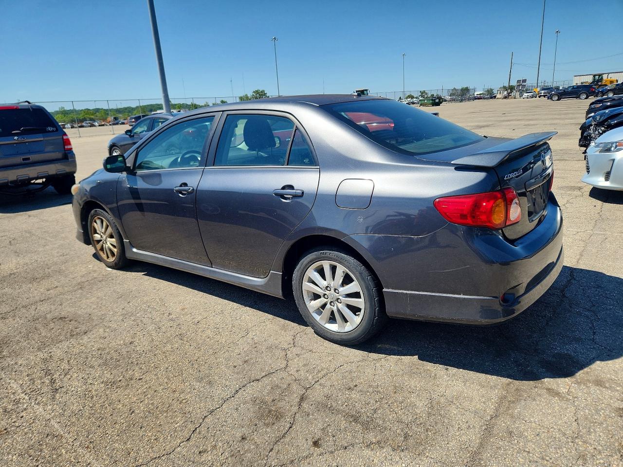 2009 TOYOTA COROLLA S photo 3