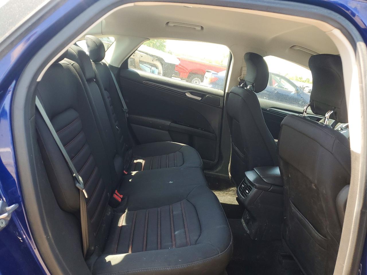 2013 FORD FUSION SE photo 10