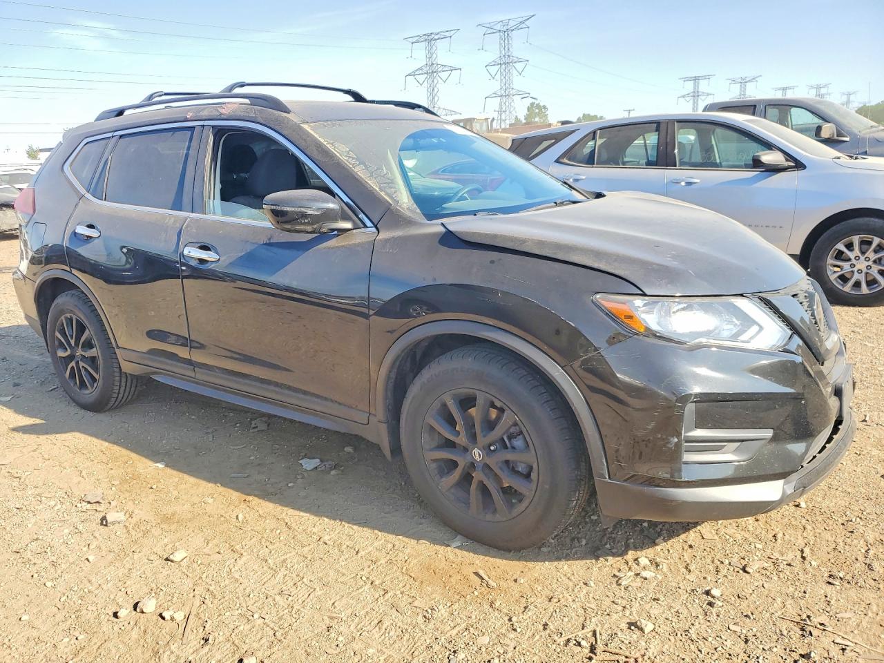 2018 NISSAN ROGUE SV photo 4