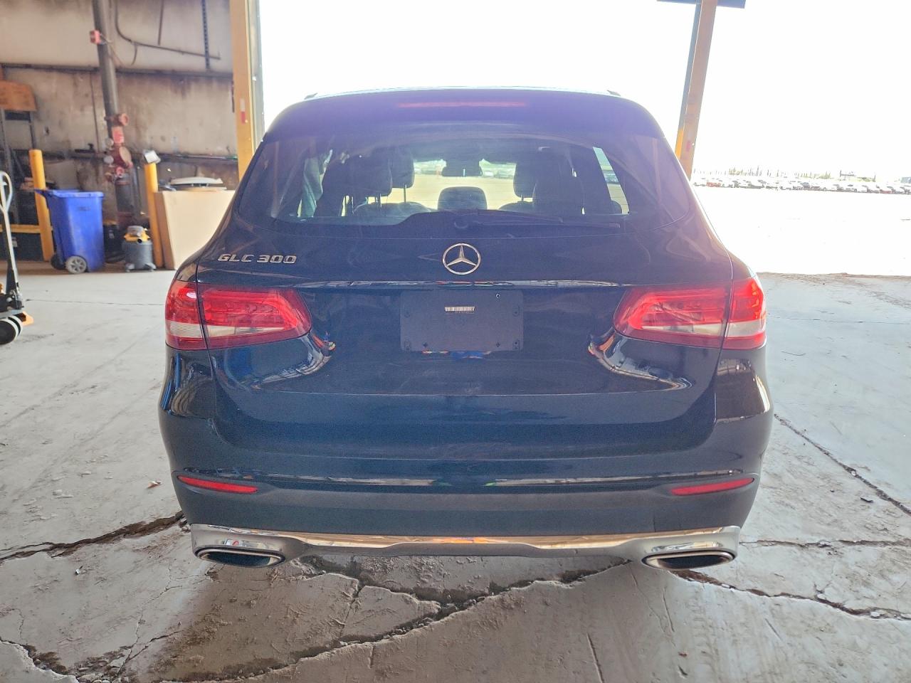 2018 MERCEDES-BENZ GLC 300 photo 6