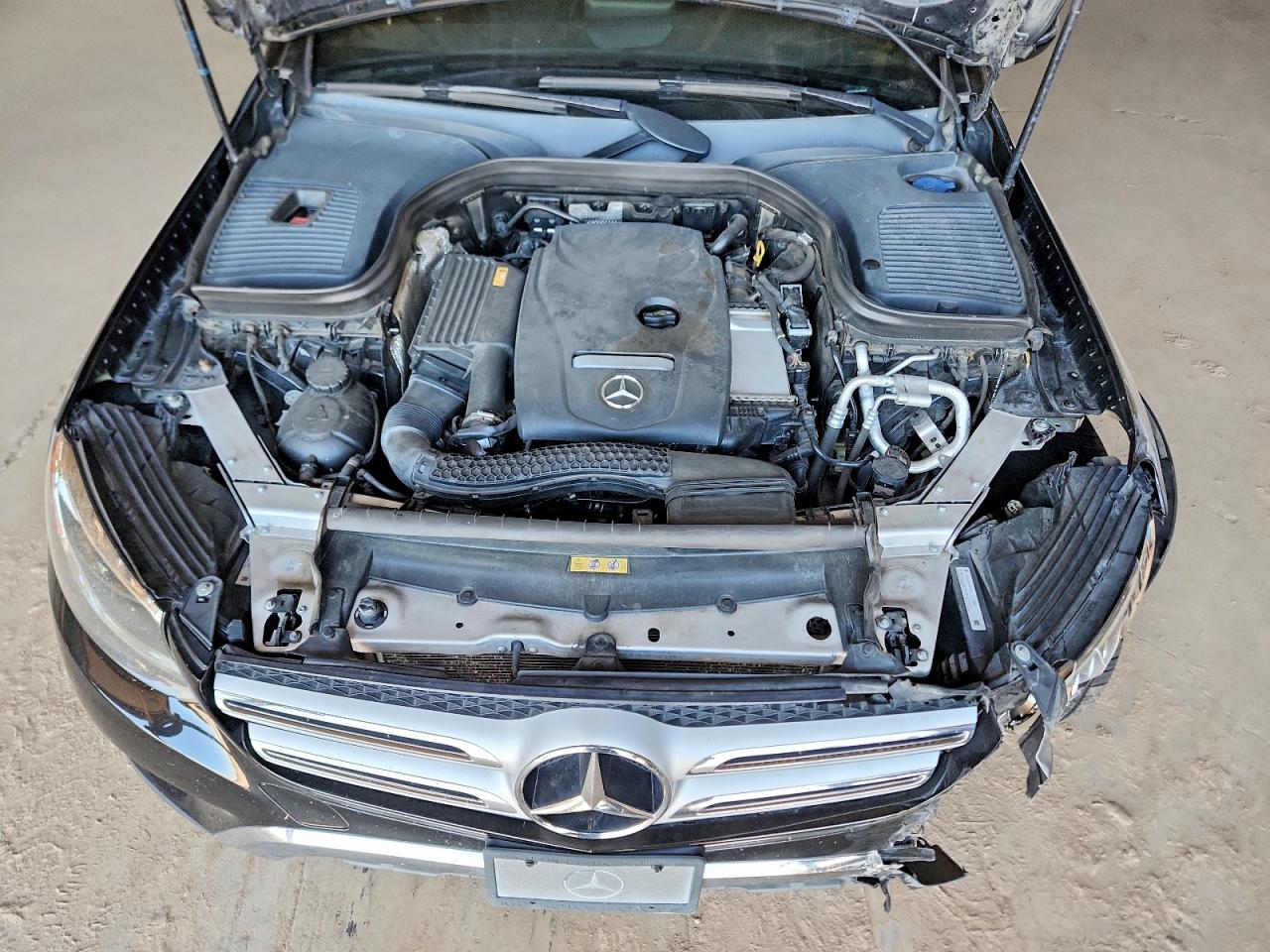 2018 MERCEDES-BENZ GLC 300 photo 12