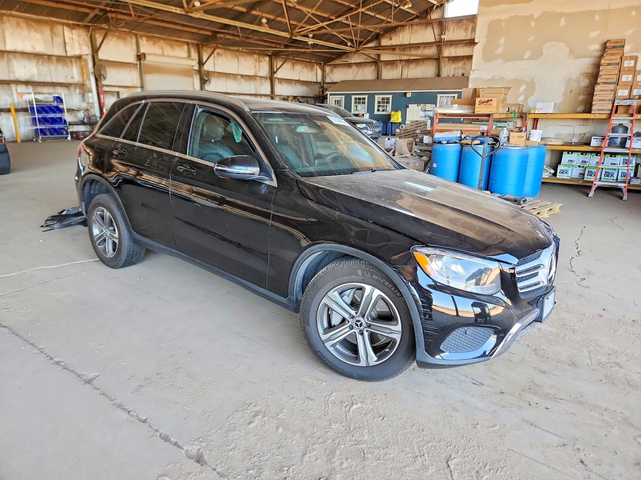 2018 MERCEDES-BENZ GLC 300 photo 4