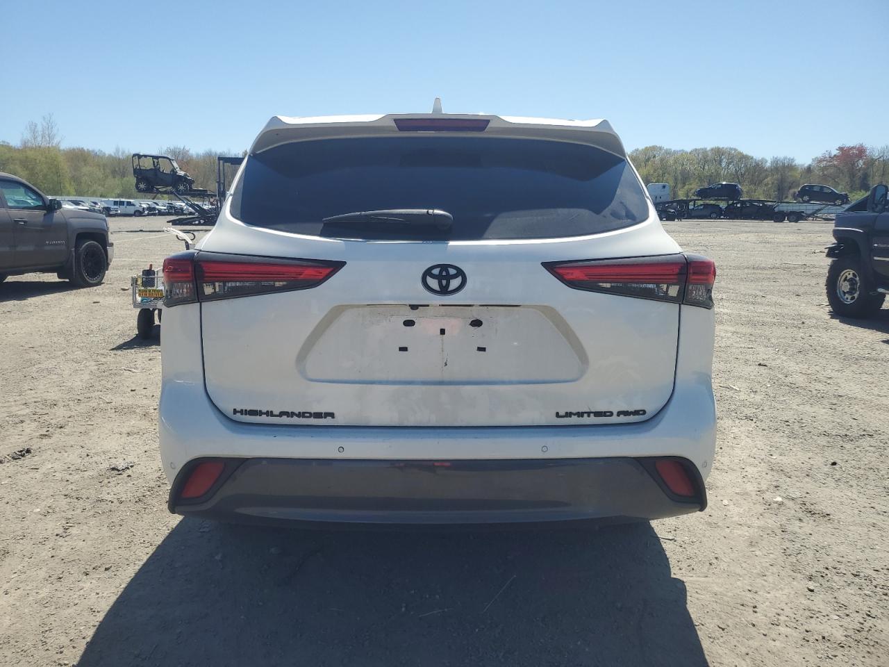 2020 TOYOTA HIGHLANDER LIMITED photo 11