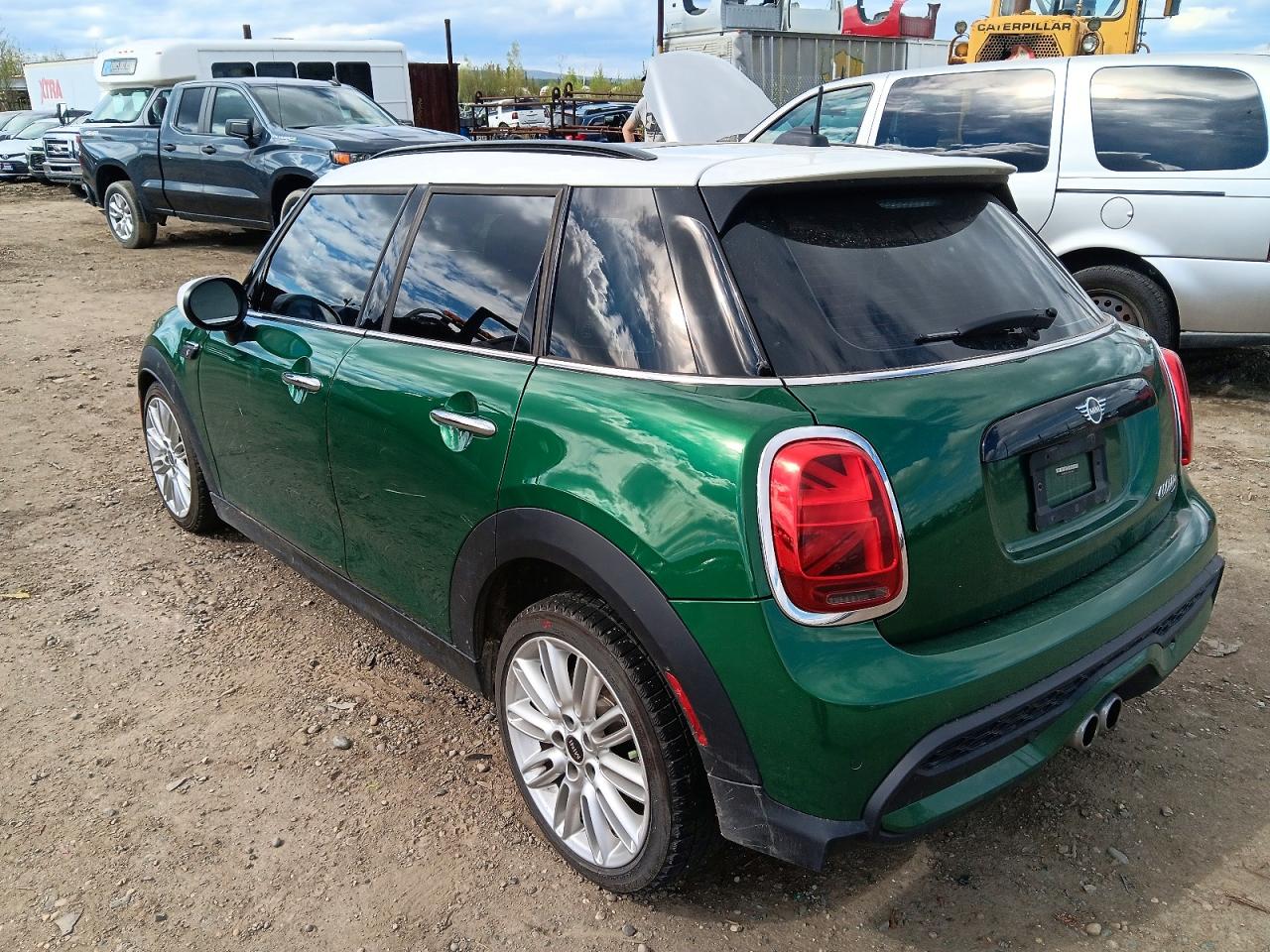 2023 MINI COOPER S photo 3