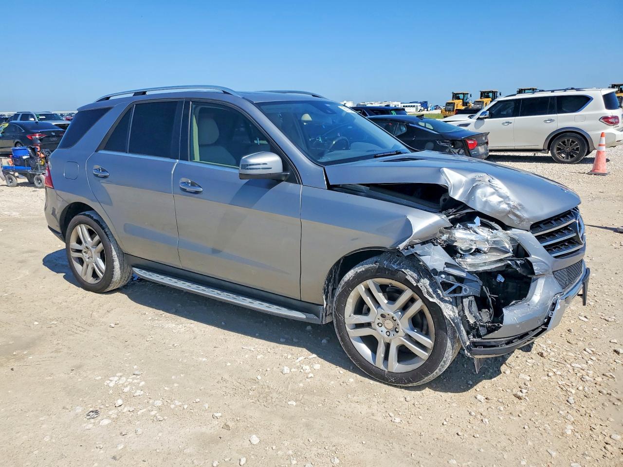 2015 MERCEDES-BENZ ML 350 photo 4
