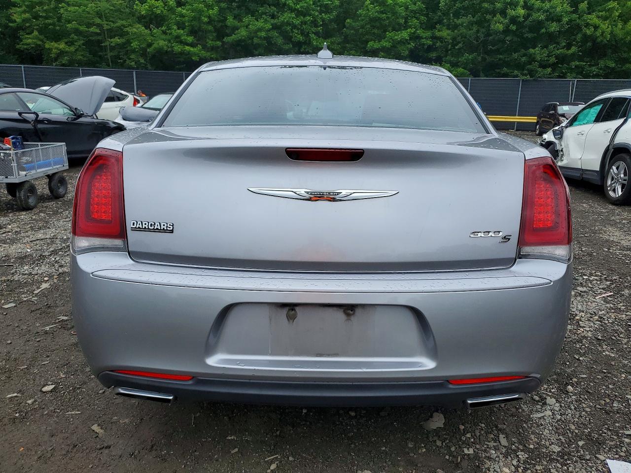 2015 CHRYSLER 300 S photo 16