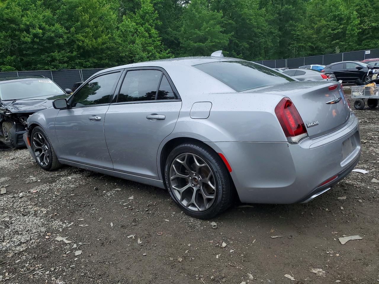 2015 CHRYSLER 300 S photo 4