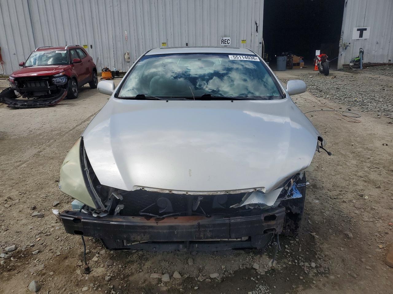 2004 TOYOTA CAMRY SOLARA SE photo 13