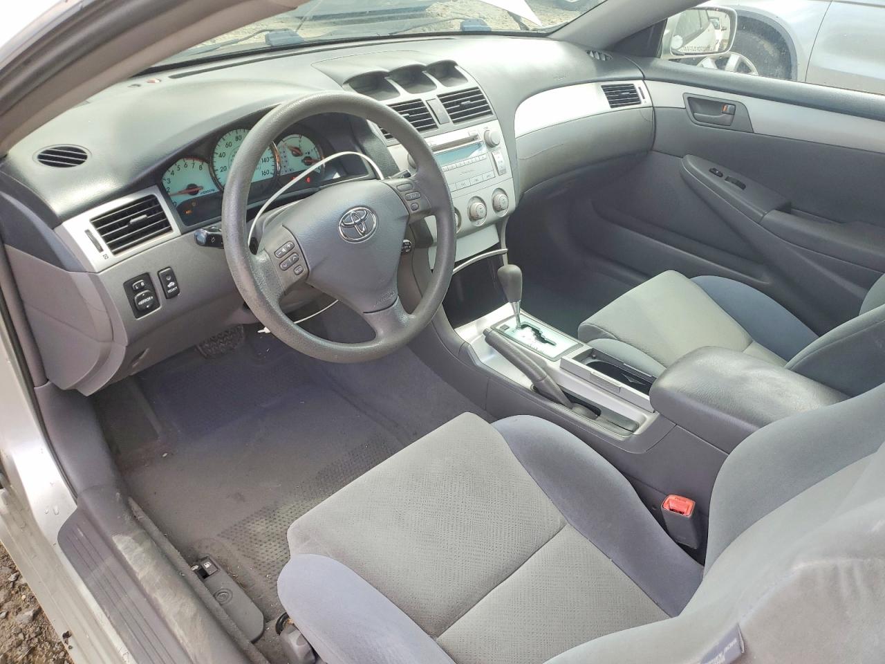 2004 TOYOTA CAMRY SOLARA SE photo 22