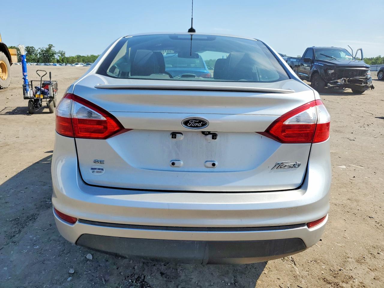 2019 FORD FIESTA SE photo 16