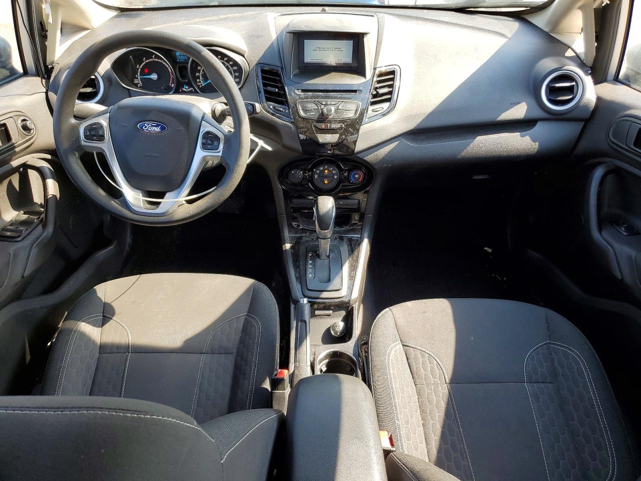 2019 FORD FIESTA SE photo 22