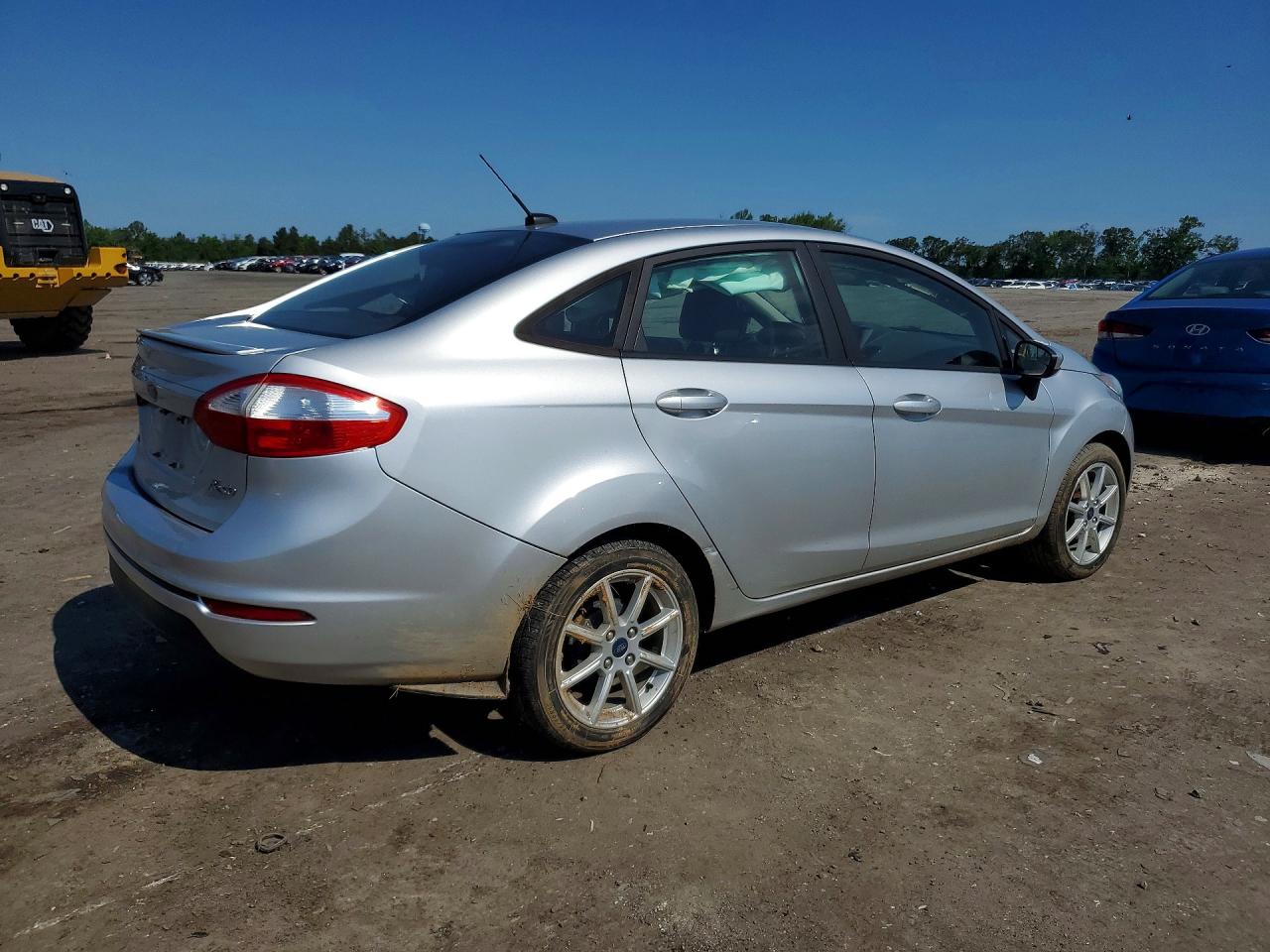 2019 FORD FIESTA SE photo 7
