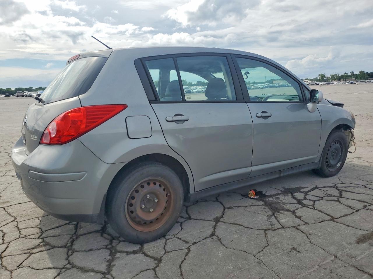 2011 NISSAN VERSA 1.8 S photo 7