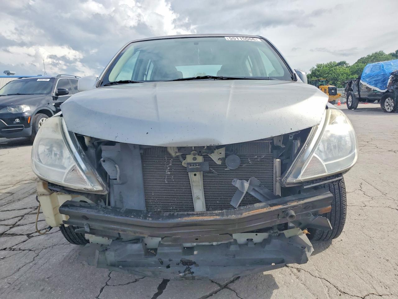 2011 NISSAN VERSA 1.8 S photo 13