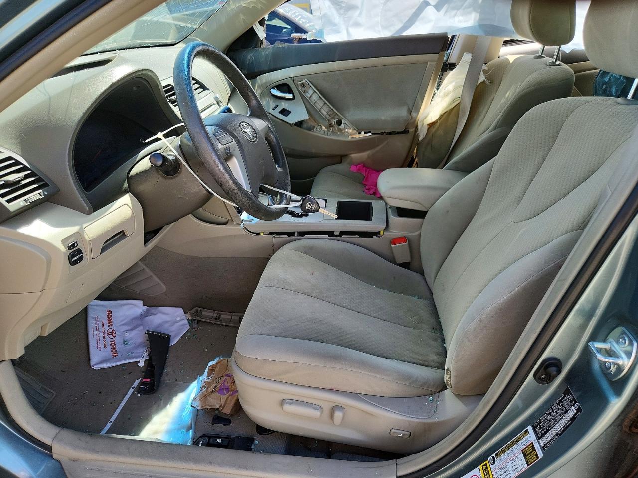 2008 TOYOTA CAMRY LE photo 19