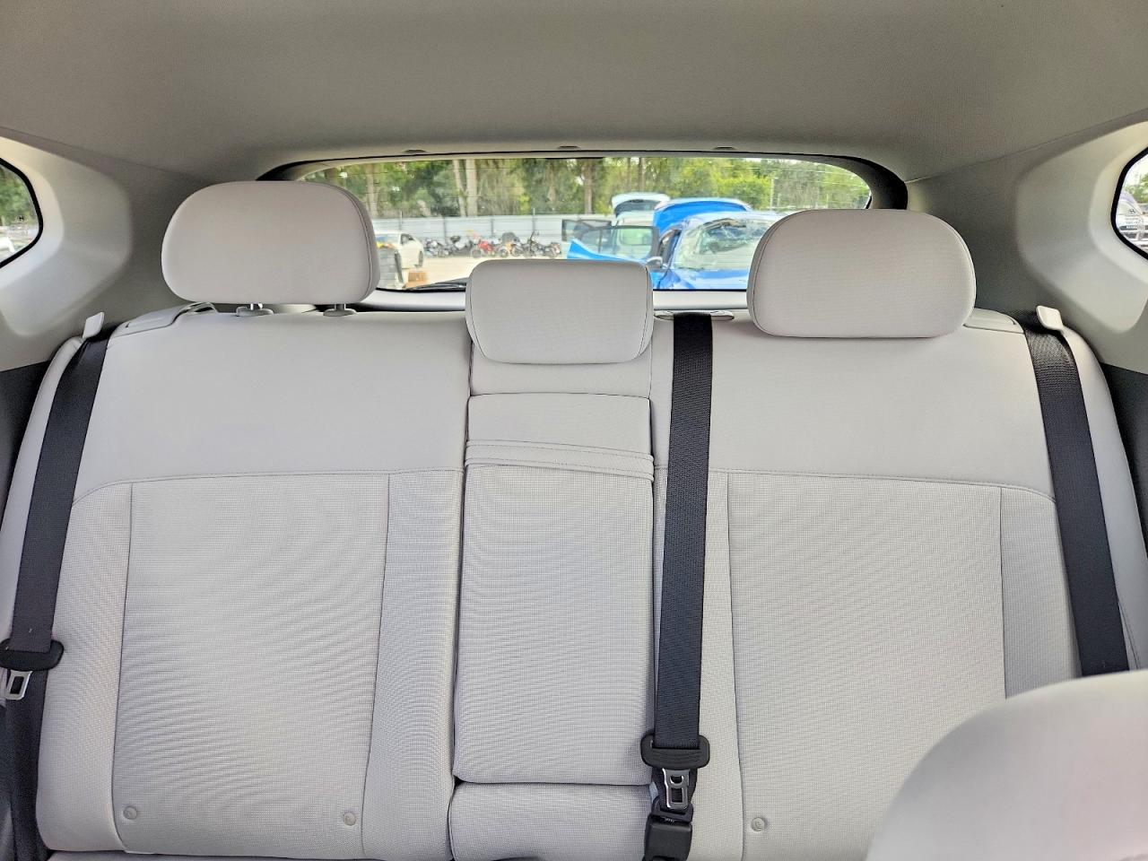 2025 HYUNDAI KONA SE photo 28