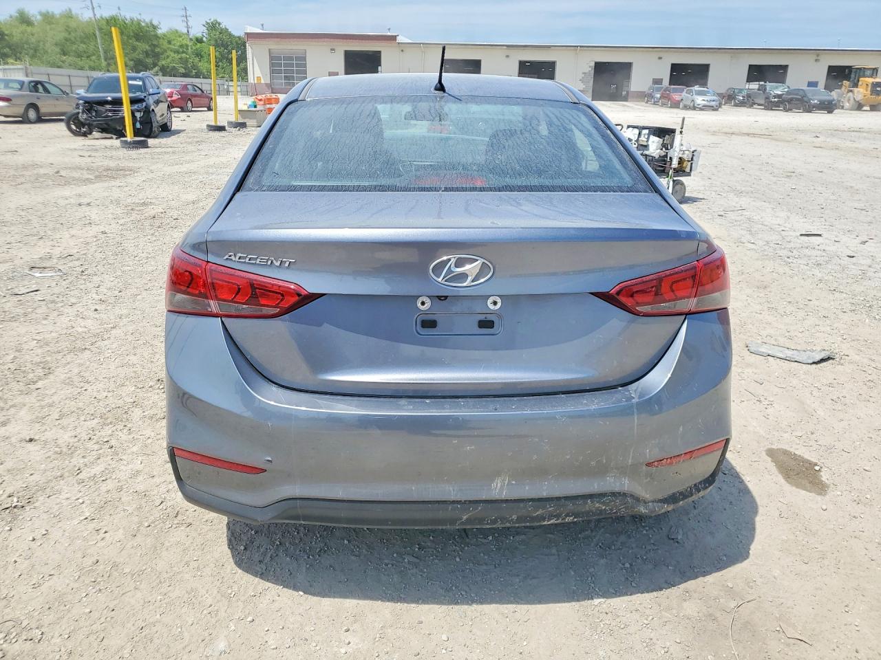 2019 HYUNDAI ACCENT SE photo 11