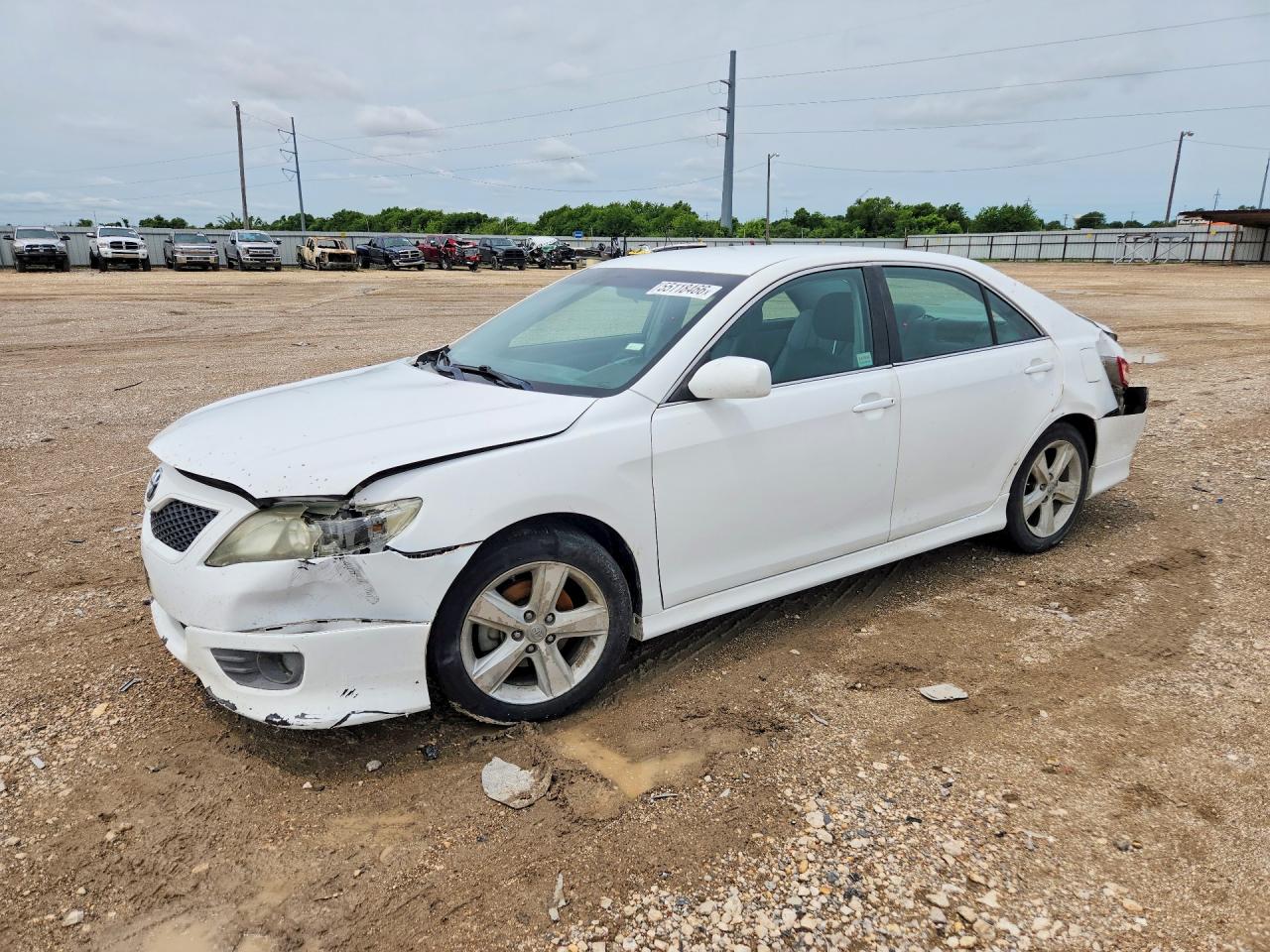 2011 TOYOTA CAMRY