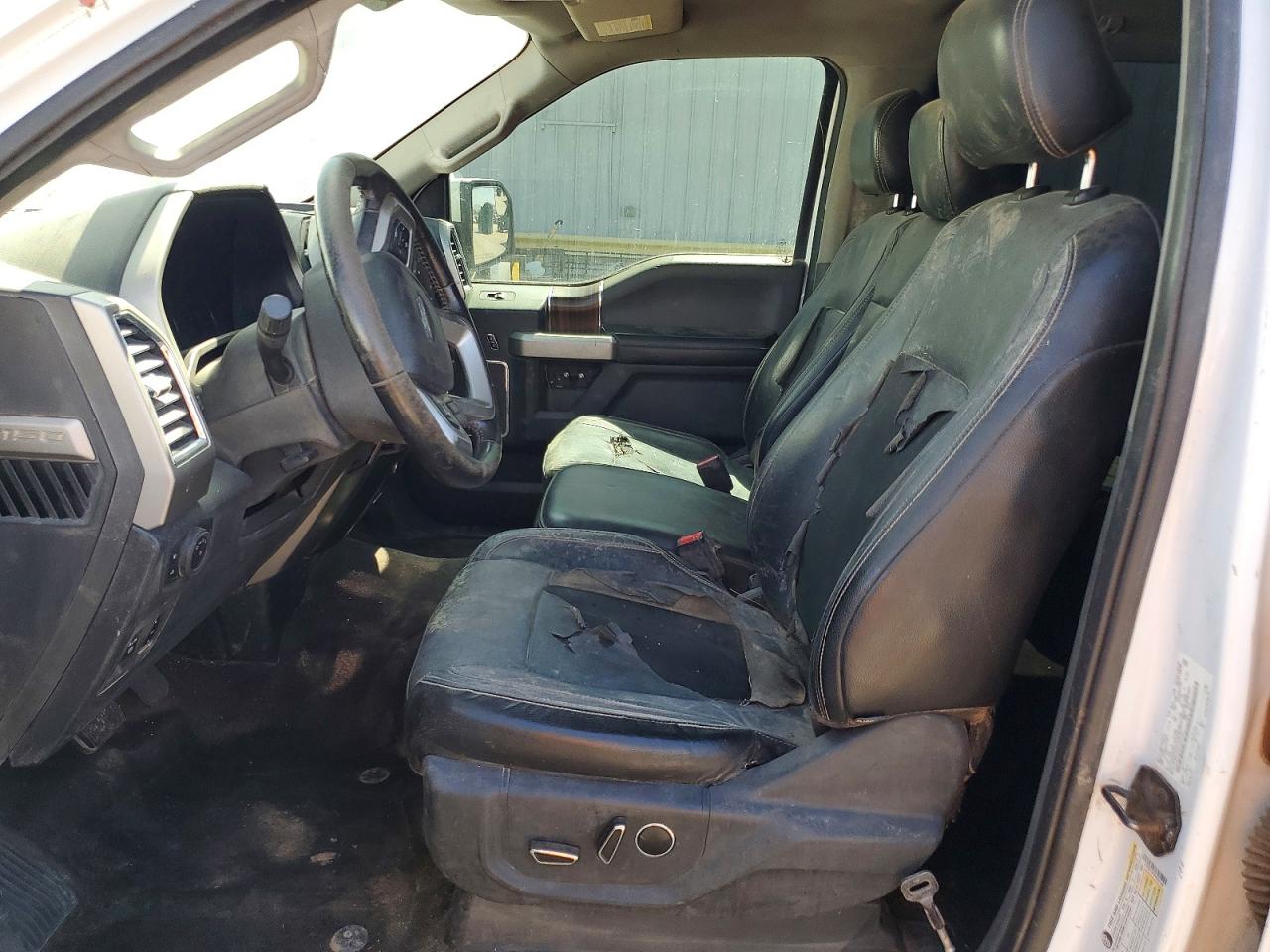 2015 FORD F150 SUPERCREW photo 13