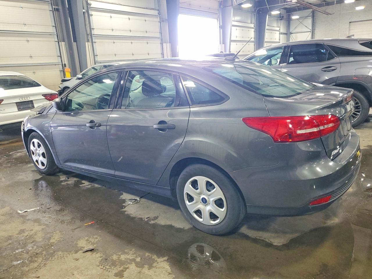 2018 FORD FOCUS S photo 4