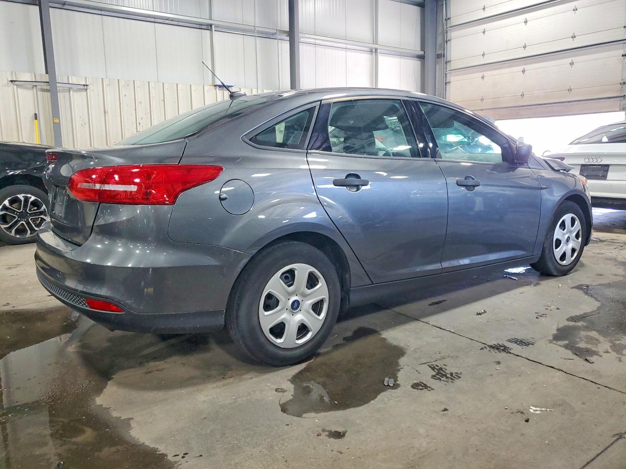 2018 FORD FOCUS S photo 7
