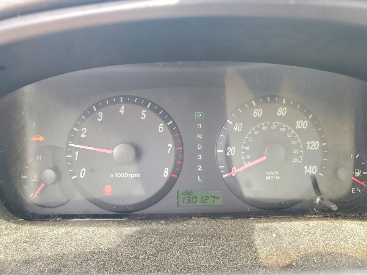 2005 HYUNDAI ELANTRA GLS photo 9