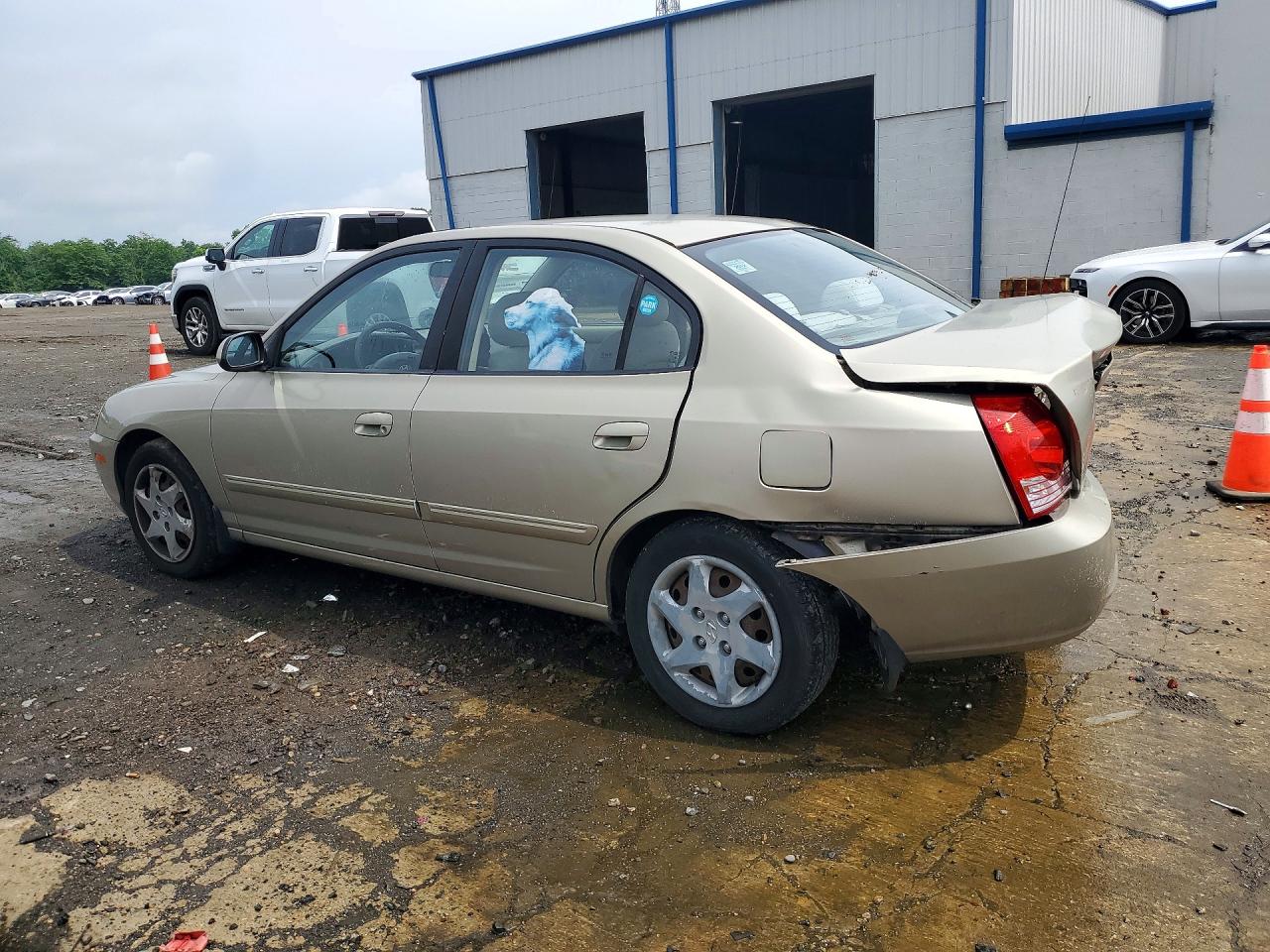 2005 HYUNDAI ELANTRA GLS photo 2