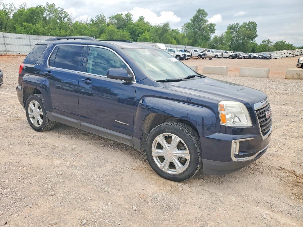 2017 GMC TERRAIN SLE photo 7