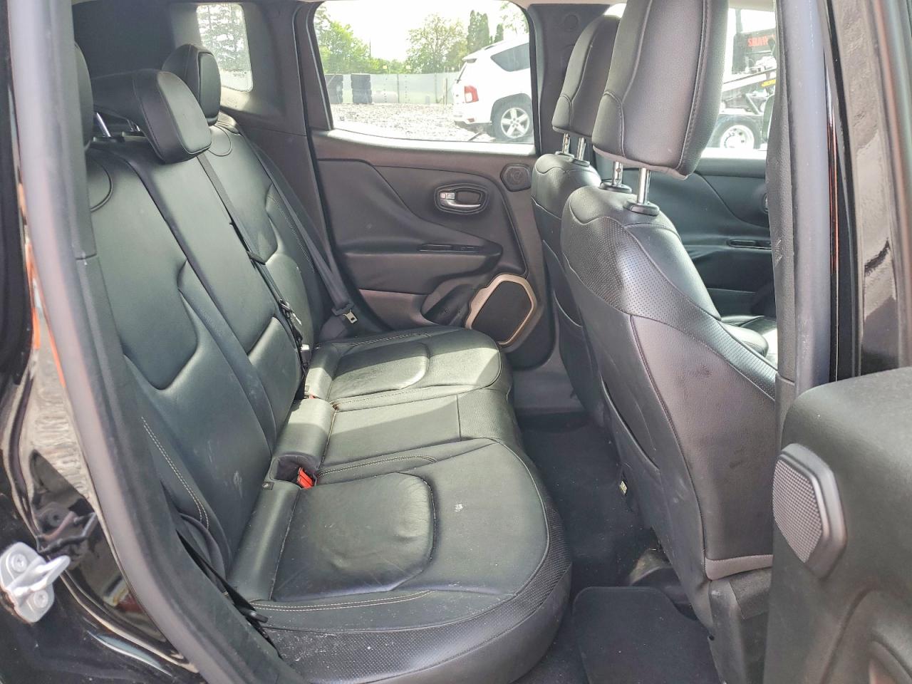2015 JEEP RENEGADE LIMITED photo 21