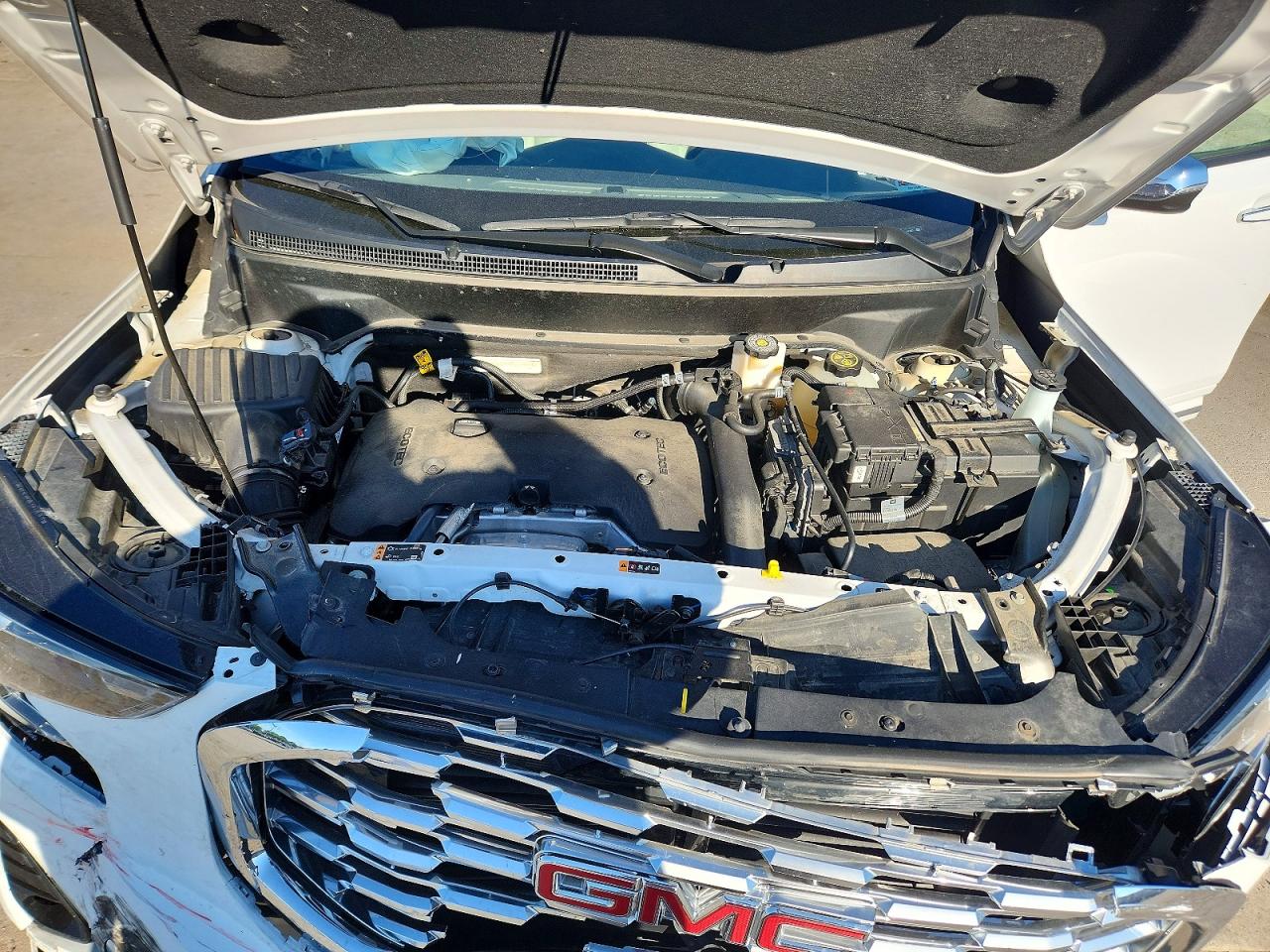 2020 GMC TERRAIN DENALI photo 12