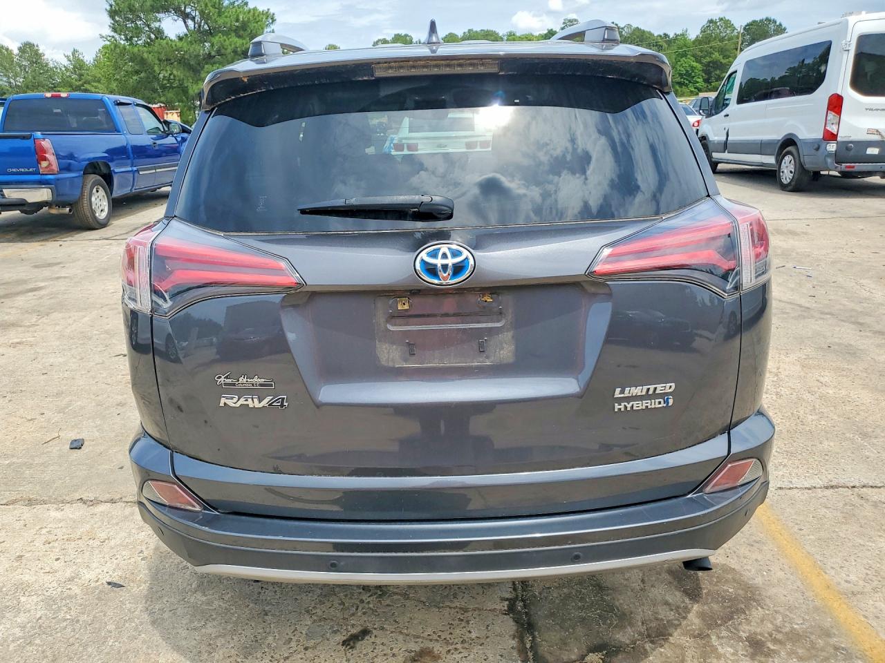 2018 TOYOTA RAV4 HV LIMITED photo 11