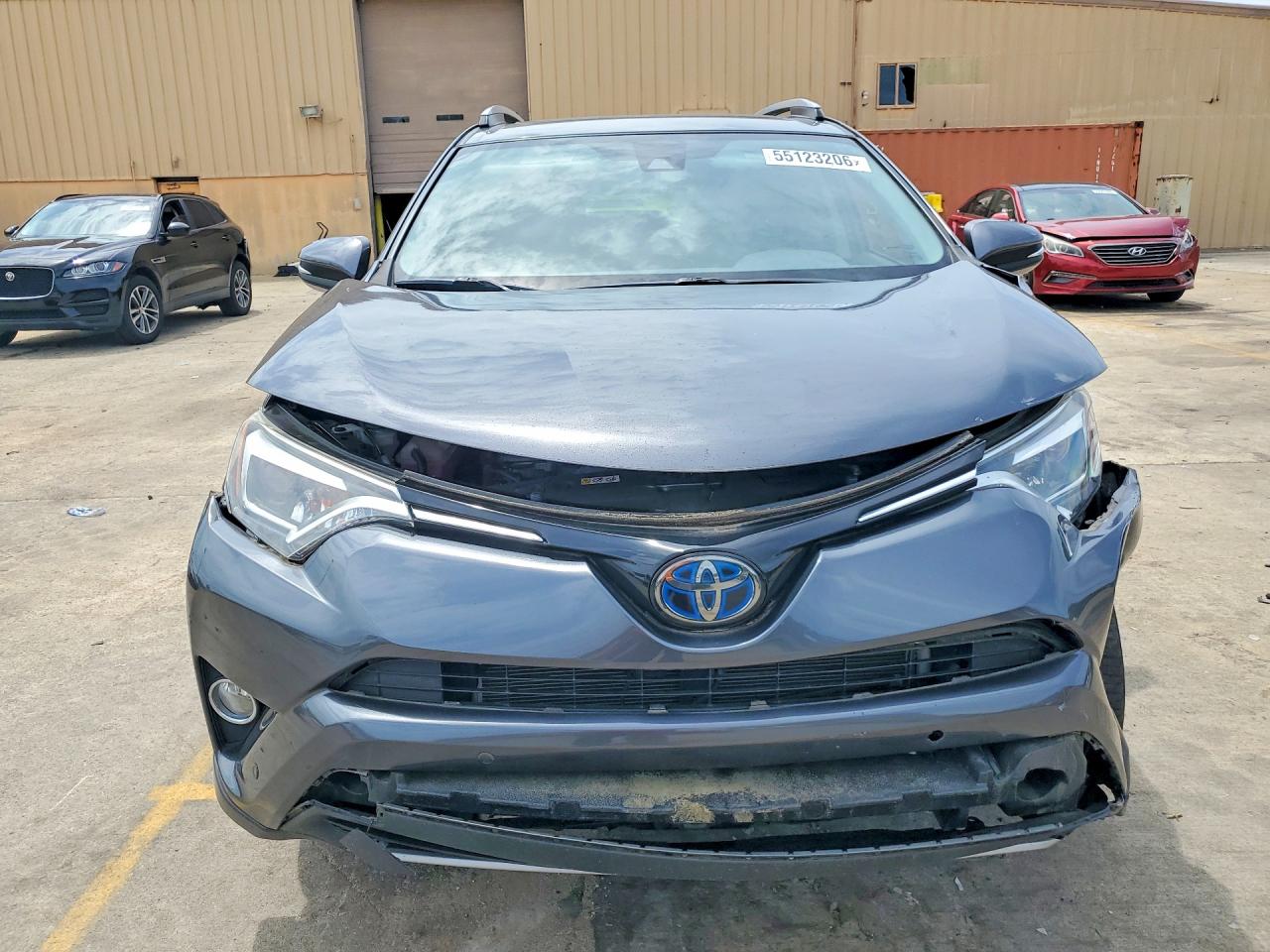 2018 TOYOTA RAV4 HV LIMITED photo 9