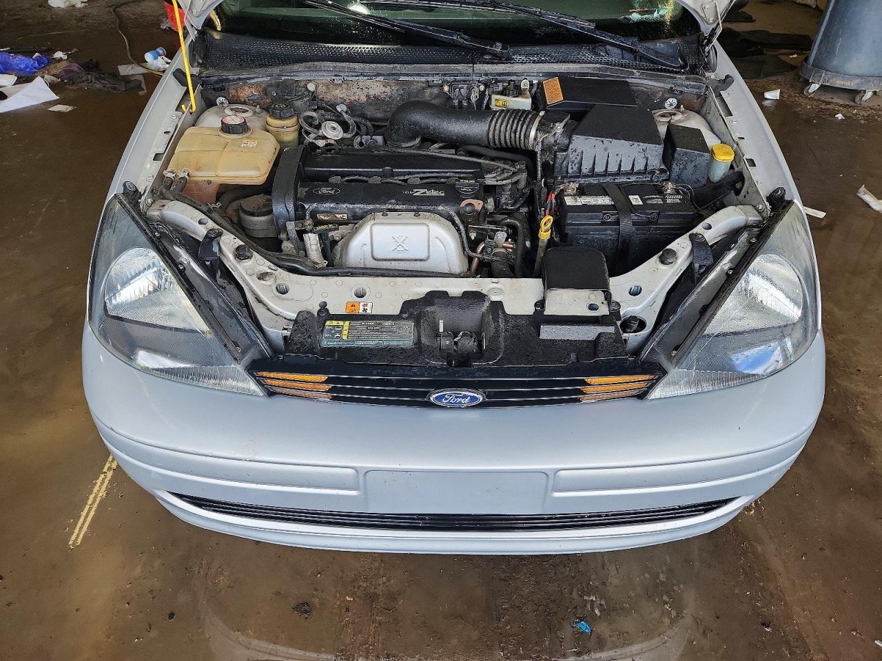 2003 FORD FOCUS SE photo 21
