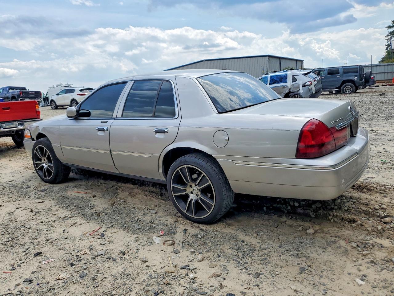 2004 MERCURY GRAND MARQUIS LS photo 3