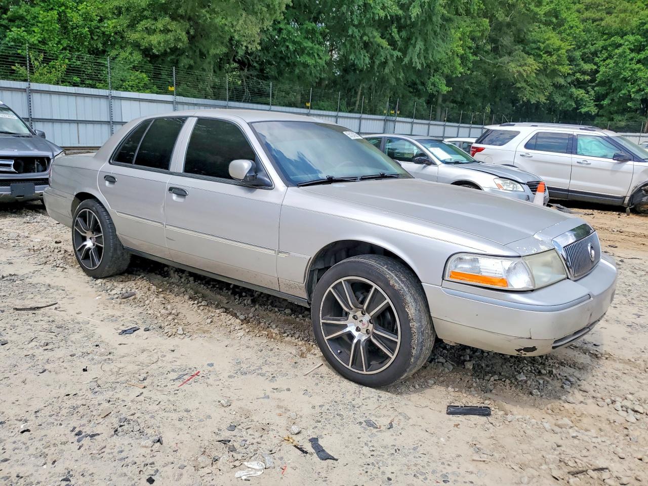 2004 MERCURY GRAND MARQUIS LS photo 7