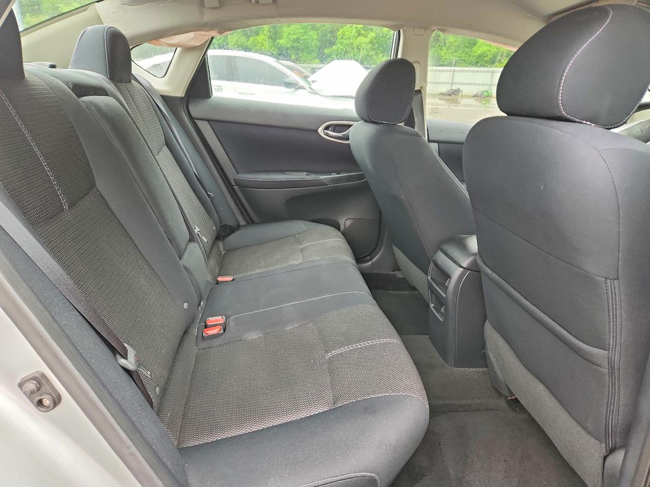 2014 NISSAN SENTRA S photo 28