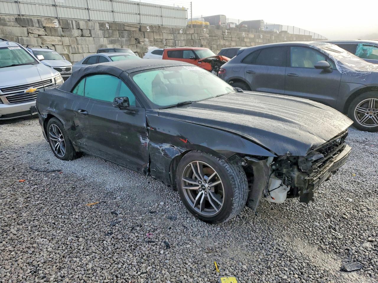 2016 FORD MUSTANG photo 7