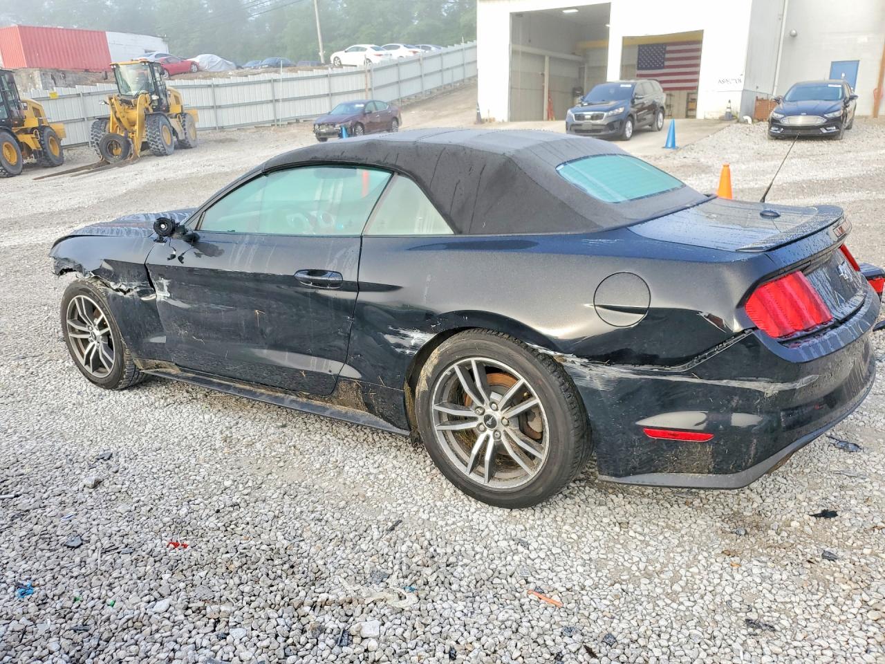2016 FORD MUSTANG photo 3