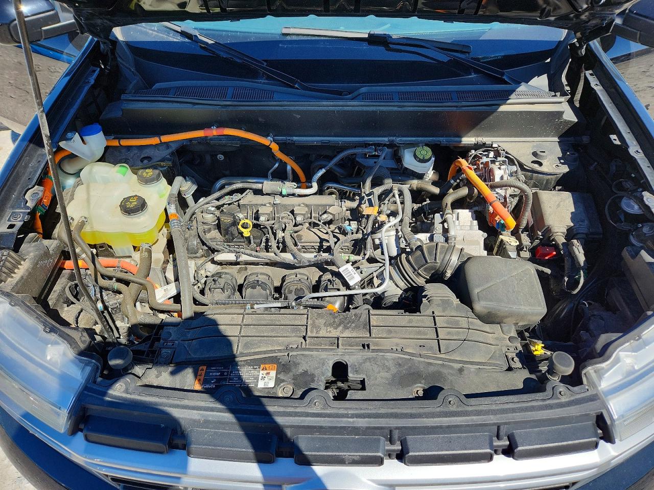 2024 FORD MAVERICK LARIAT photo 31