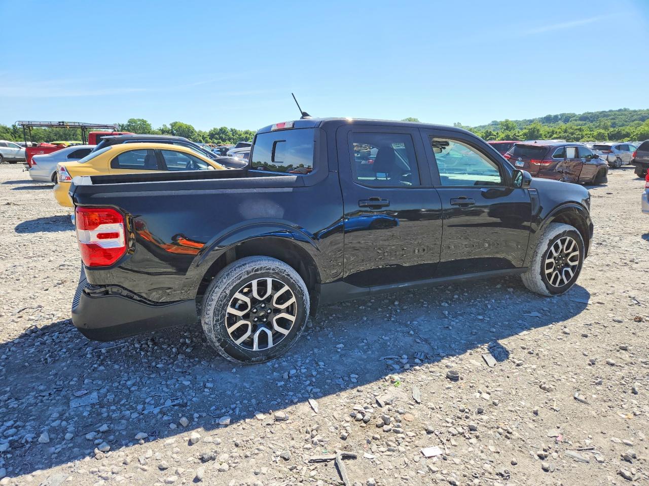 2024 FORD MAVERICK LARIAT photo 7